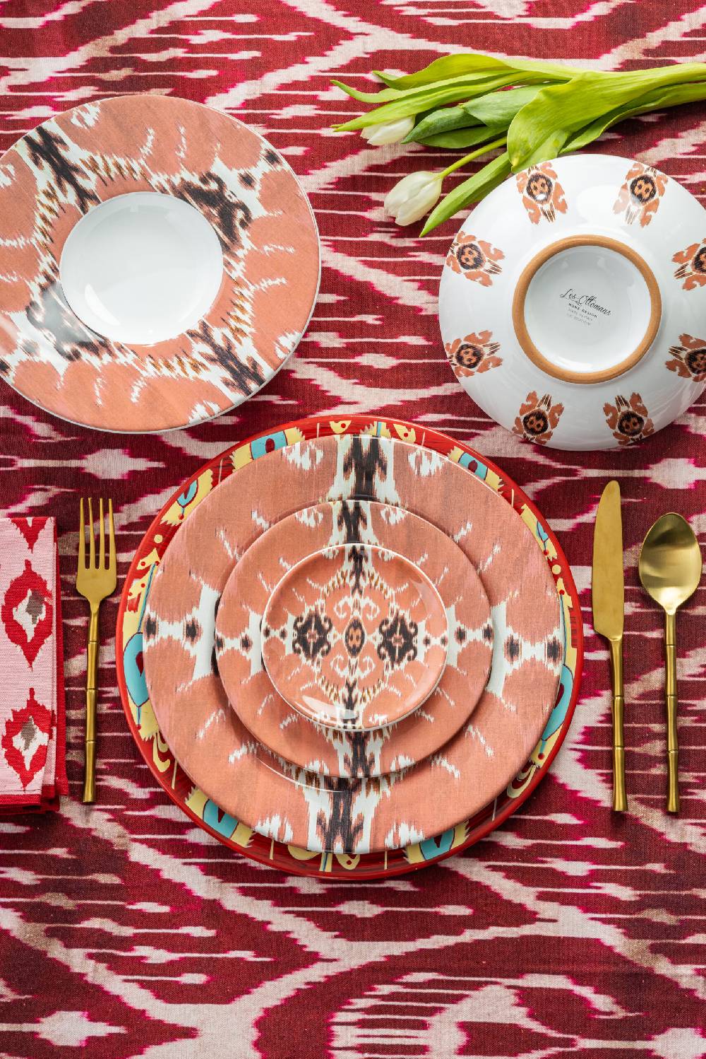 Les Ottomans Ikat ceramic bowl Acquista Ora