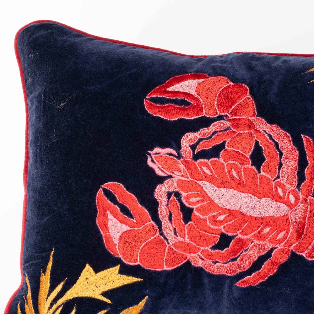 Les Ottomans Hand-embroidered cotton velvet cushion EBC17 Sconto