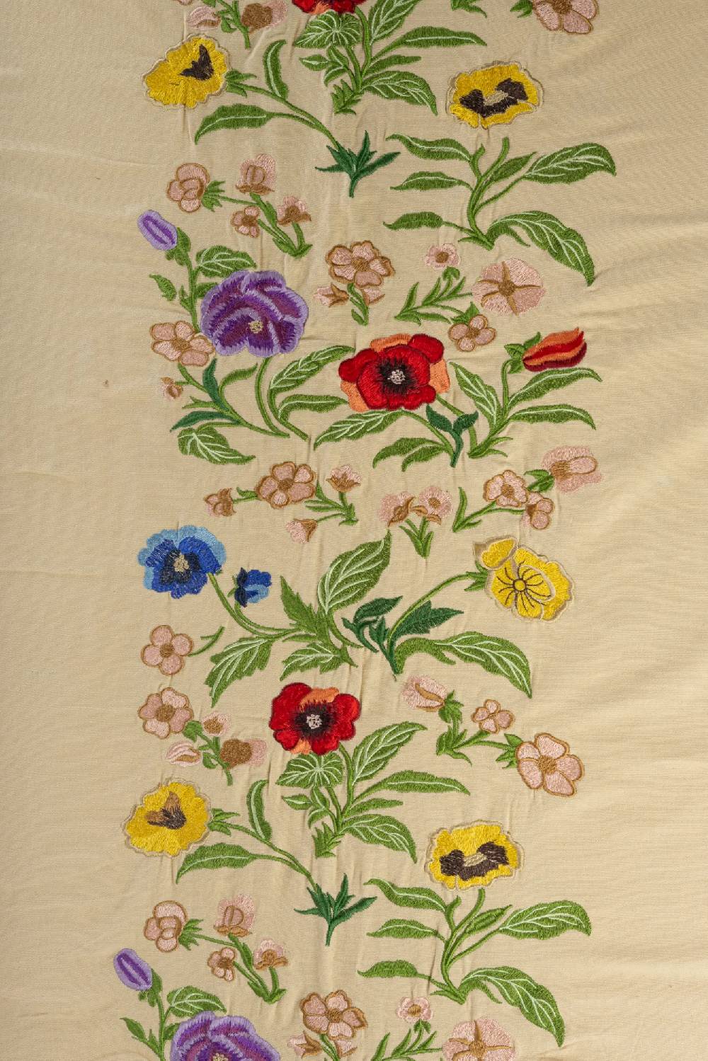 Les Ottomans Embroidered cotton tablecloth EBT03 Qualità