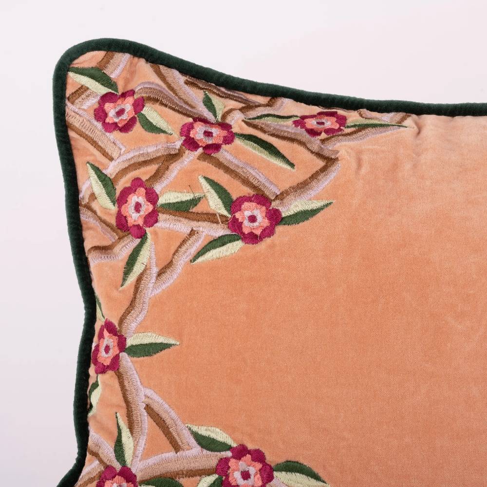 Les Ottomans Embroidered velvet cushion EBC26 Offerte
