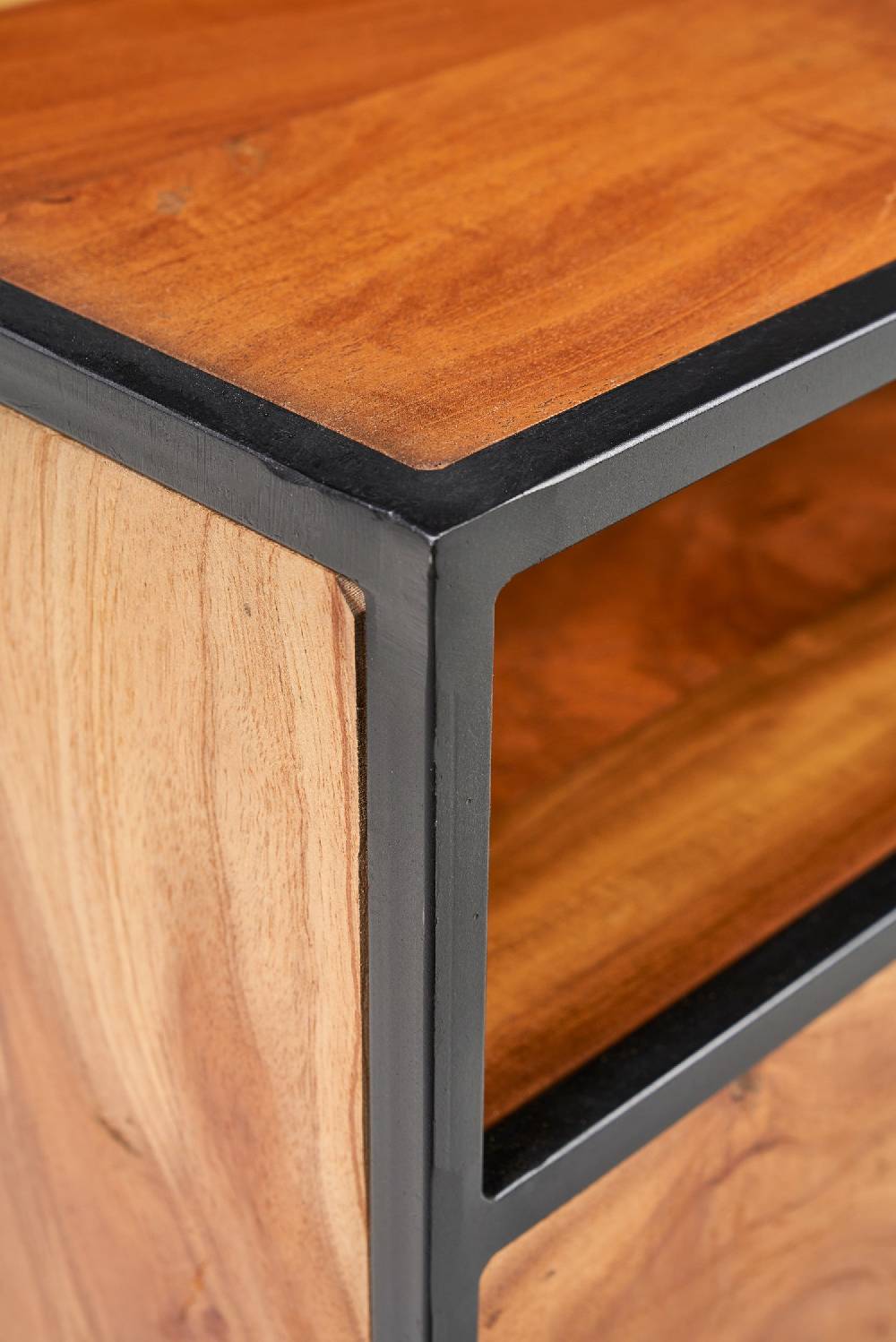 Novità Home Banten - comodino con cassetto bordo ferro Prezzo Ridotto
