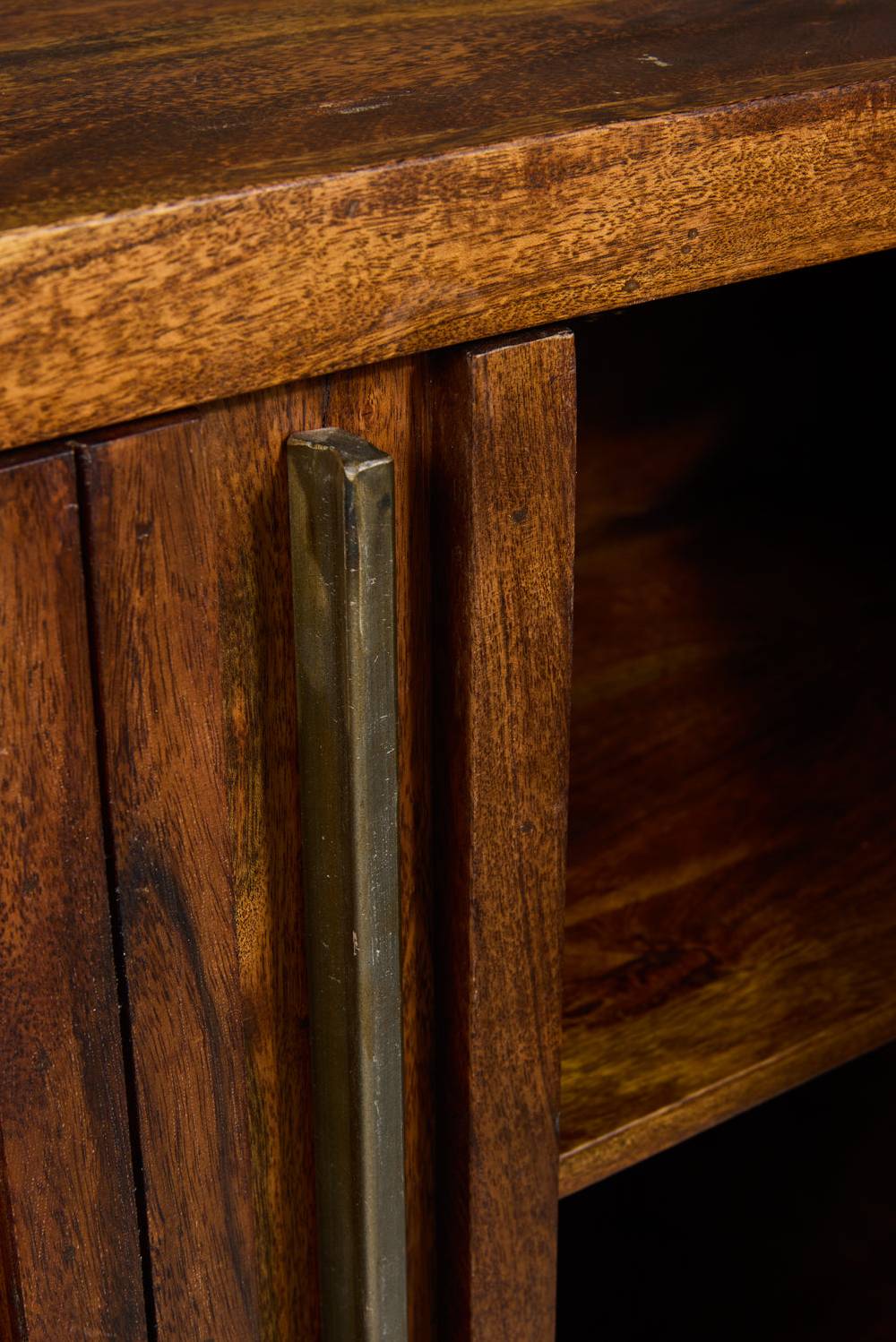 Novità Home Boston - Credenza 2 Sportelli Con Ripiani I Più Venduti