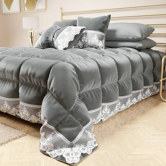 PETTI Trapunta Invernale in Morbido e Caldo Velluto e Balza con Pizzo Rebrodè Grigio Scuro By Sissy Fino al 50% di sconto
