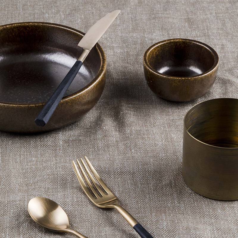 Pintinox Hive » Posate da tavola Black & Honey Offerta Pasqua