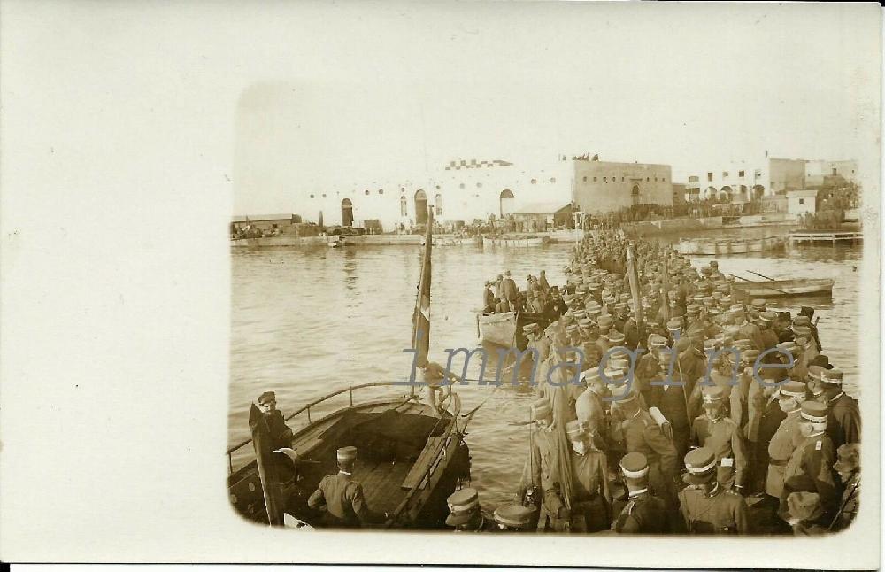 Abebooks Foto originale Bengasi/Guerra Italo-Turca partenza delle bandiere al valore 1912