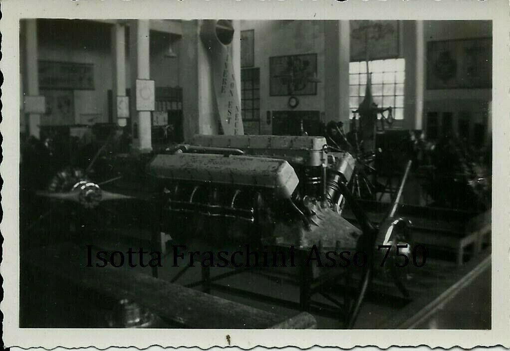 Abebooks Fotografia originale Motore idrovolanti Isotta Fraschini "Asso" 750 1930's