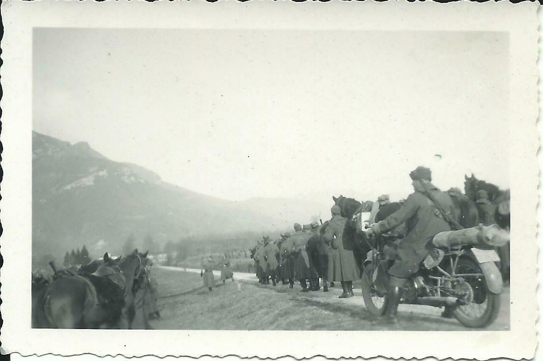 Abebooks Fotografia originale 13° Regg.to "Monferrato" marcia motorizzata (Cuneo) 1930's