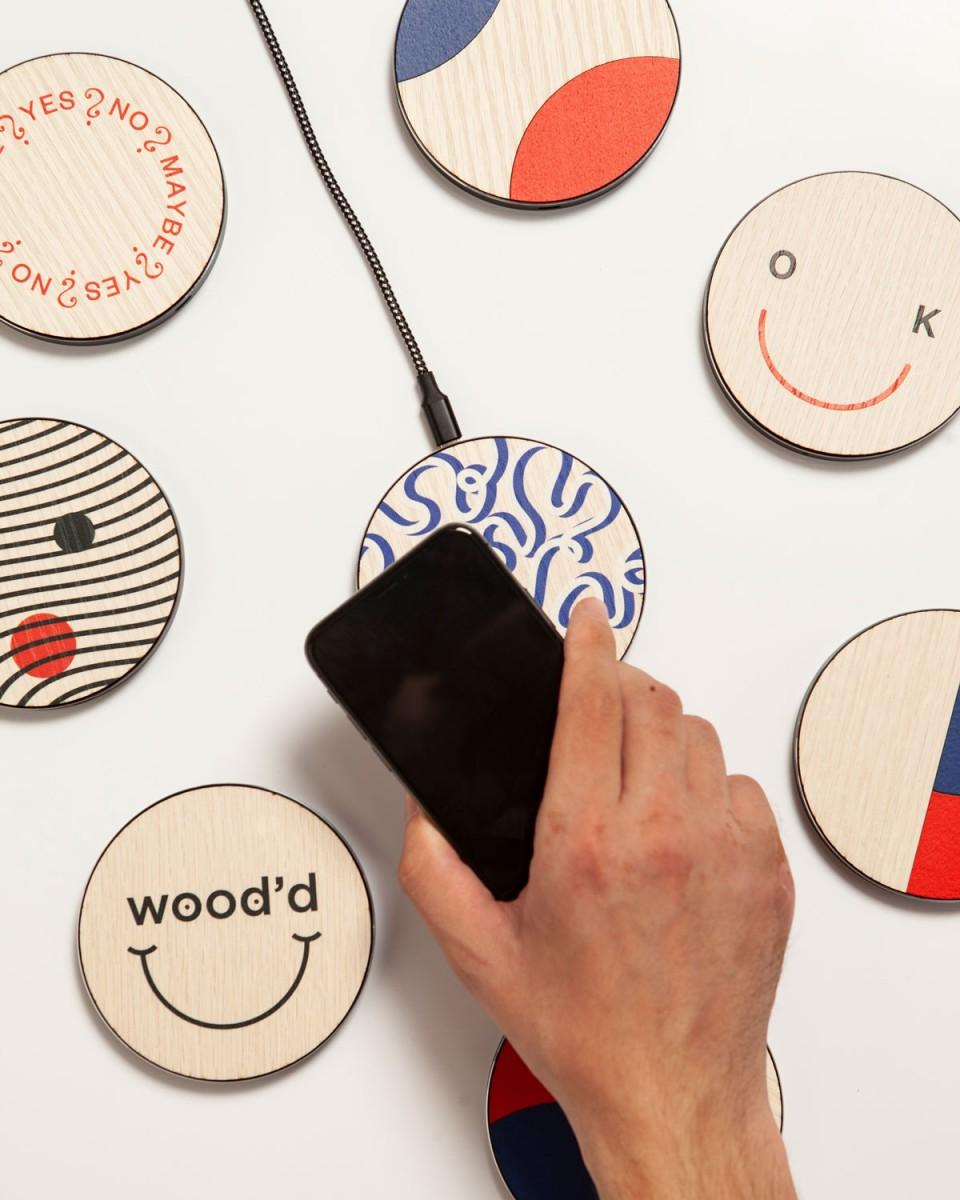 Wood'd Charger Happy Sad Offerta temporanea