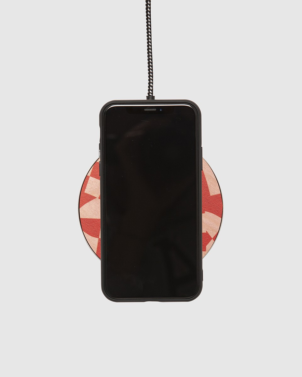 Wood'd Fluid Chess Charger Lightning offer
